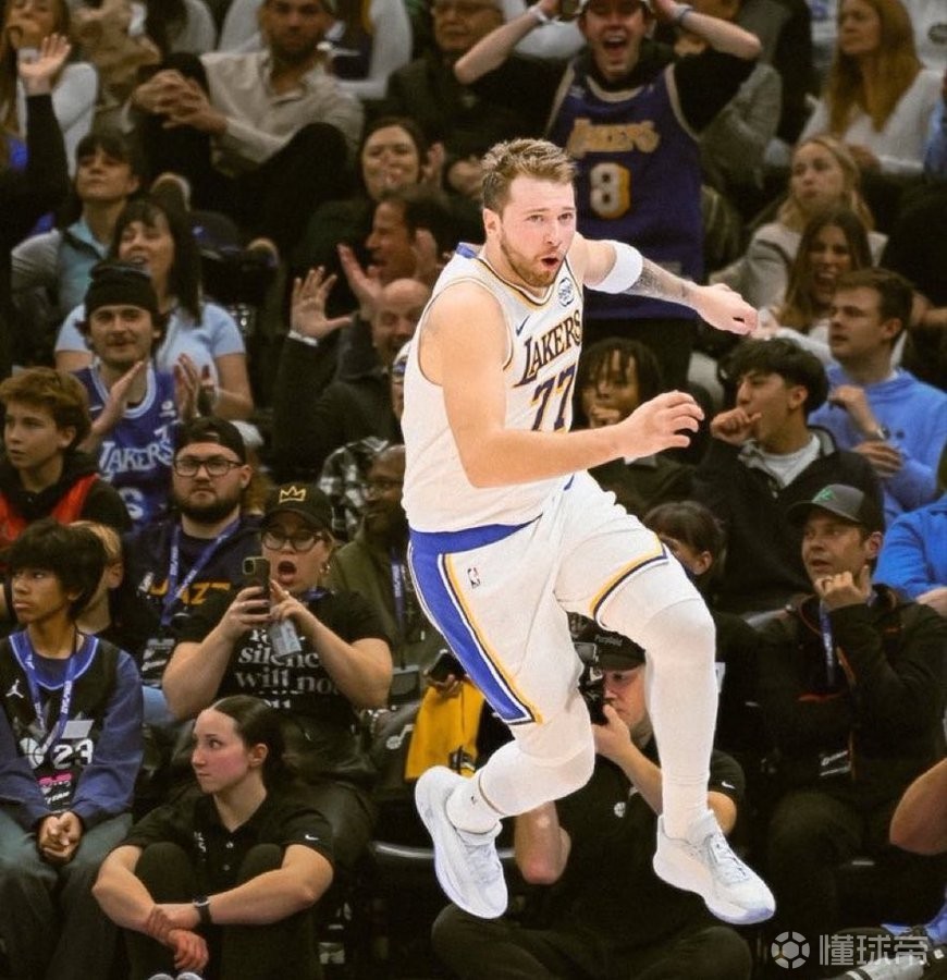 NBA半场至少25分10板10助本世纪仅出现两次，均为东契奇创造