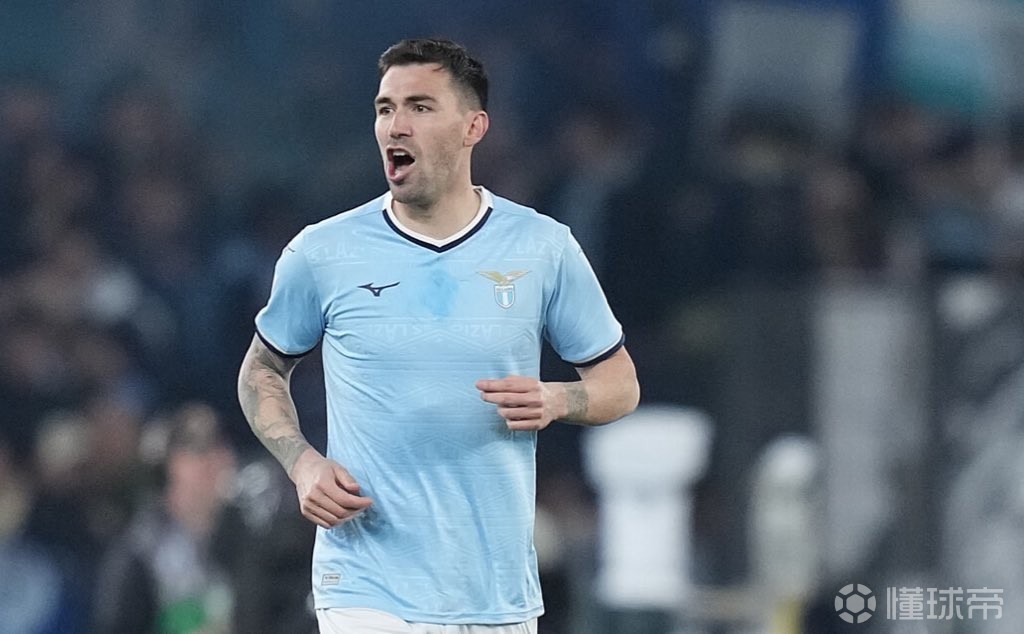 记者：萨德签罗马尼奥利因时间原因交易失败，球员将留队